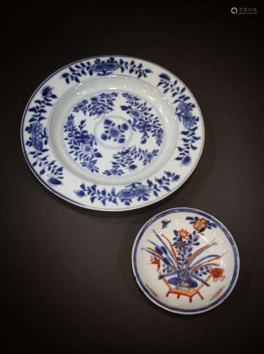 A pair of Chinese porcelain works of Art