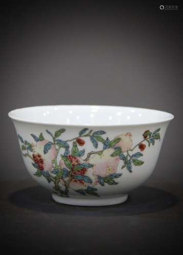 A 18th century Chinese porcelain art