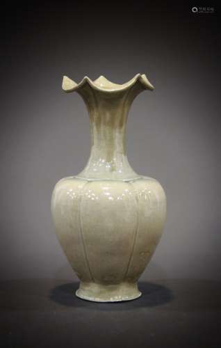 An 11th century Chinese porcelain art