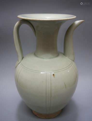 An 11th century Chinese porcelain art