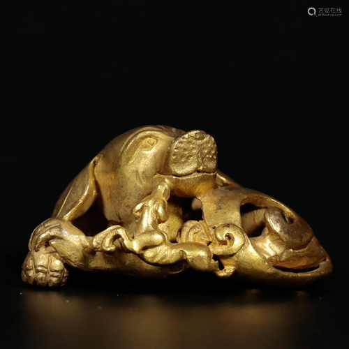 A Bronze-gilt Paper Weight Qing Dyn.