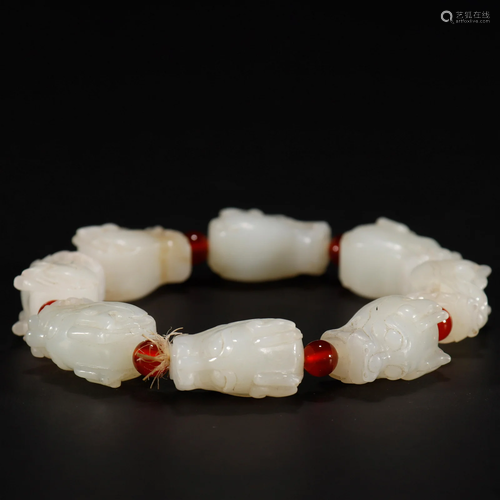 A Chinese White Jade Bracelet Qing Dyn.