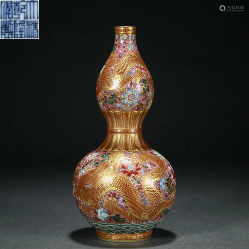 A Chinese Falangcai Double Gourds Vase Qing Dyn.