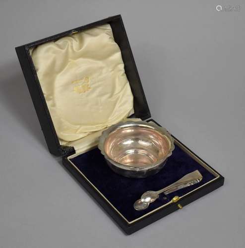 A Cased Silver Sugar Bowl and Sugar Bow, London 1920