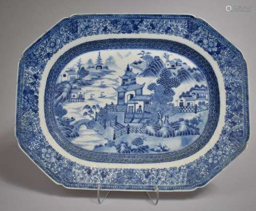 A 18th/19th Century Chinese Porcelain Blue and White Export ...