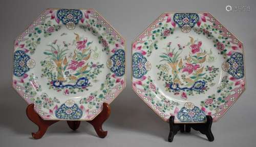 A Pair of Chinese Porcelain Export Plates of Octagonal Form ...