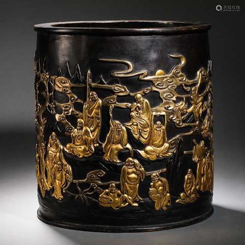 Qing dynasty bronze gilt figure pen holder