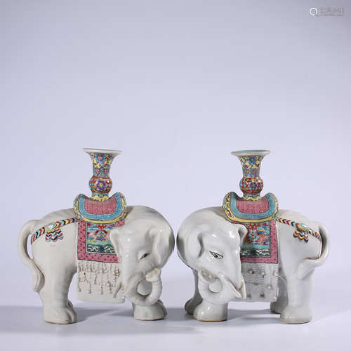 Qing - middle porcelain pastel like a pair