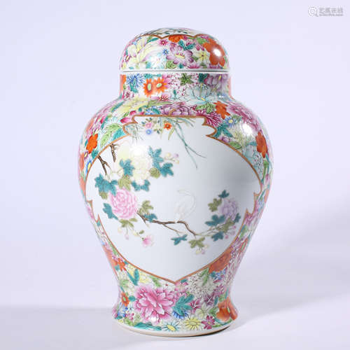 Qing - Qianlong pastel jar with lid