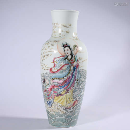 Qing - Qianlong powder enamel bottle