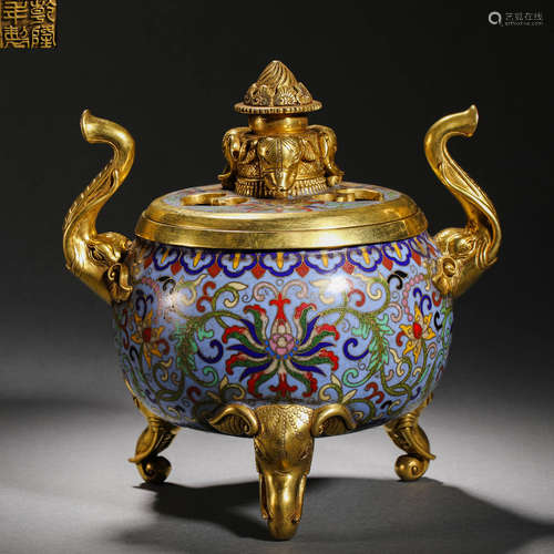 A cloisonne two-eared furnace with flowers from the Qing Dyn...