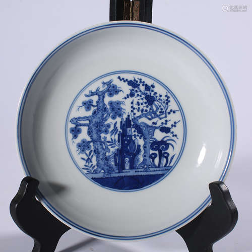 Qing - Qianlong blue and white plate