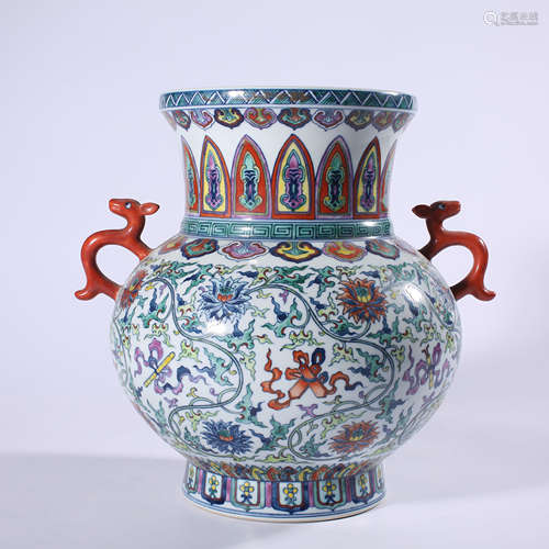 Qing - Qianlong doucai vase with two ears