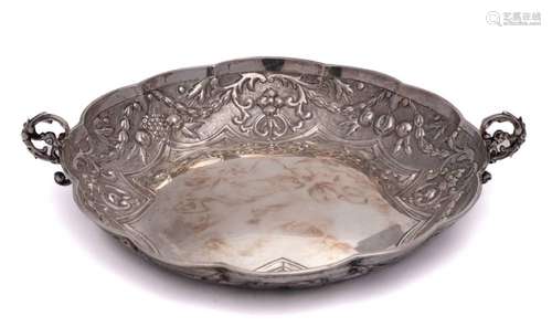 A Victorian silver dish, maker Charles Stuart Harris, London...