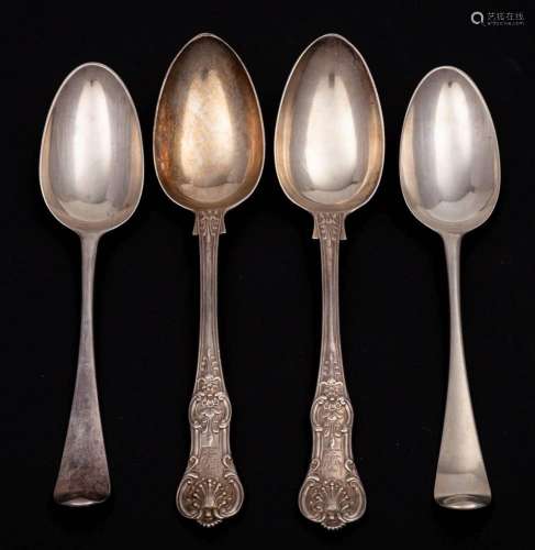 A pair of Victorian Rosette pattern tablespoons, maker Willi...