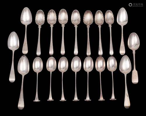 A collection of assorted silver teaspoons, various makers an...