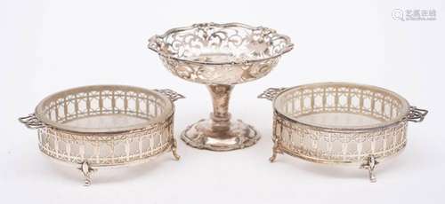 A George V silver pedestal bon bon dish, maker Mappin & ...