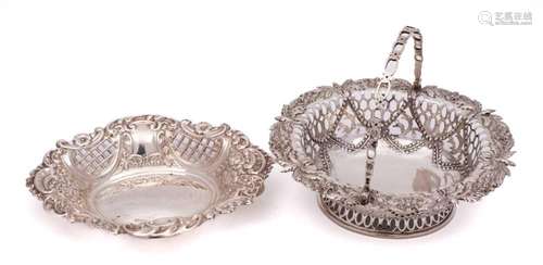 A Victorian silver swing handled bon bon dish, maker Charles...