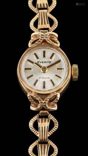 Everite, a 9 carat gold ladys wristwatch,: the circular dial...