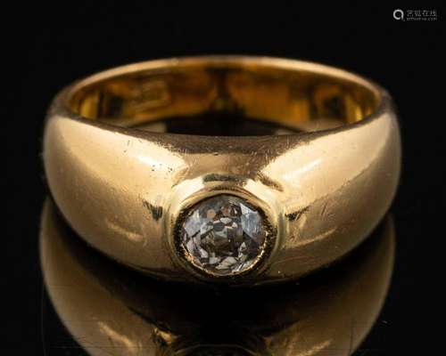 An 18 carat gold diamond gypsy ring:, the brilliant cut diam...