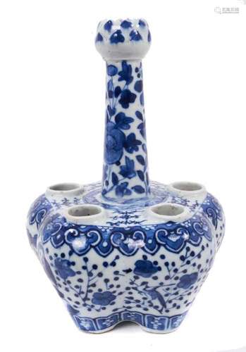 Chinese blue and white tulip vase