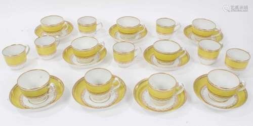 A Flight Worcester yellow ground part tea and coffee service...