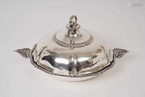 Edwardian silver entree dish with gadrooned edging, by Carri...