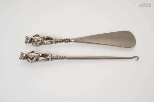 Edwardian silver teddy bear mounted shoe horn and button hoo...