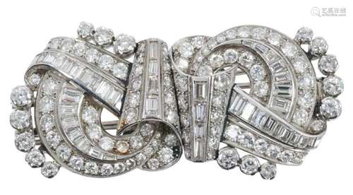 Art Deco diamond double-clip brooch, the stylized scroll wit...