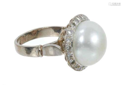 Cultured pearl and diamond cluster ring