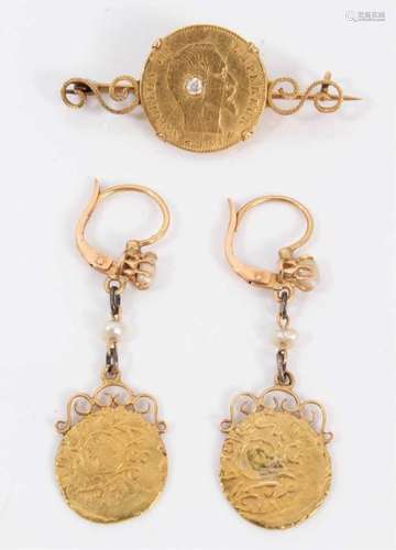 Pair of gold coin earrings and a gold coin brooch