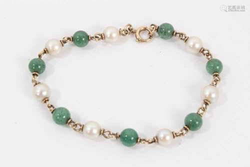 9ct gold green stone and cultured pearl bracelet