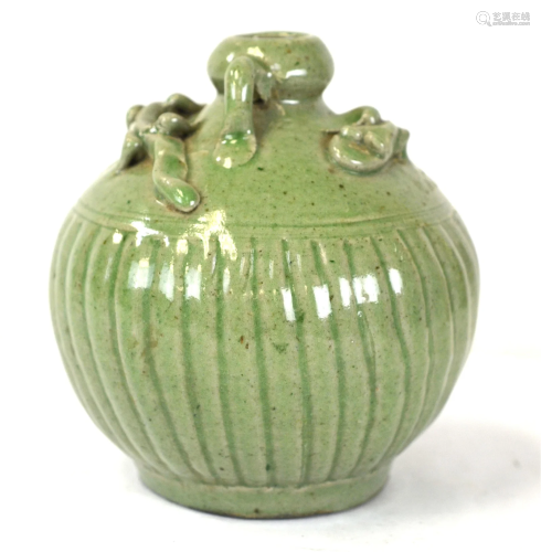 Chinese Green Crackle Jar w Chilongs