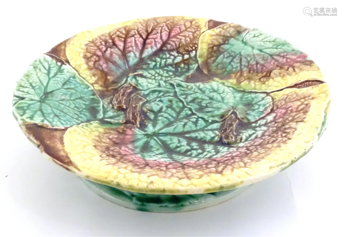 A Victorian majolica Begonia leaf tazza. Approx. 2 1/4"...