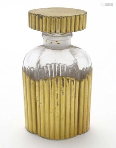 An Art Deco glass scent / perfume flask with gilt decoration...