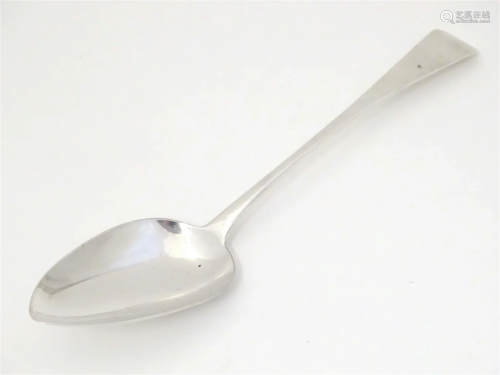 A George III silver Old English pattern table spoon, hallmar...