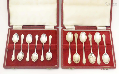 A cased set of 6 silver teaspoons together with a matching c...