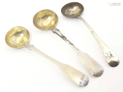 A pair of Geo III silver fiddle pattern salt spoons Hallmark...