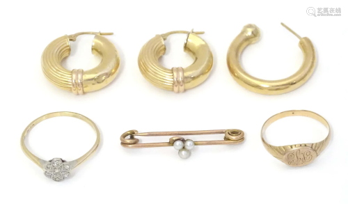 A quantity of assorted gold and yellow metal jewellery to in...