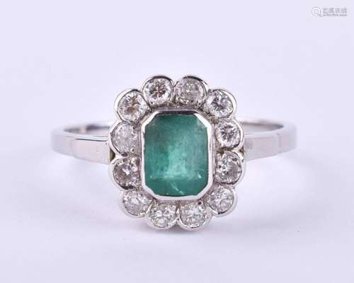 Art Deco emerald - brilliant ring