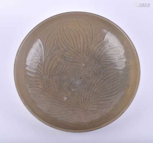 Celadon bowl China 12th - 15th century