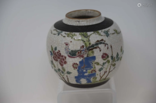 Chinese Export Crackle Glaze Ceramic Pot Late Qing
