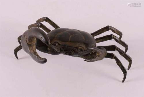 A bronze crab, Japan, early 20th century.