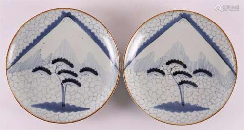 A pair of blue/white porcelain dishes, Japan, Meiji, around ...