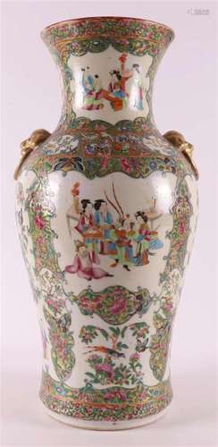 A baluster-shaped porcelain vase, China, Canton, 19th C.