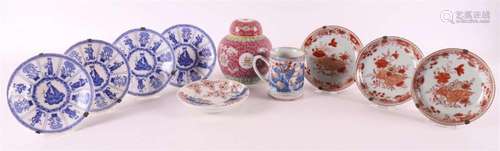 A lot of various Chinese porcelain, China, 18th century.