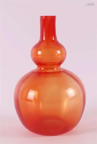 An orange glass 'Alexia' vase, Willem Noyons, 2006.