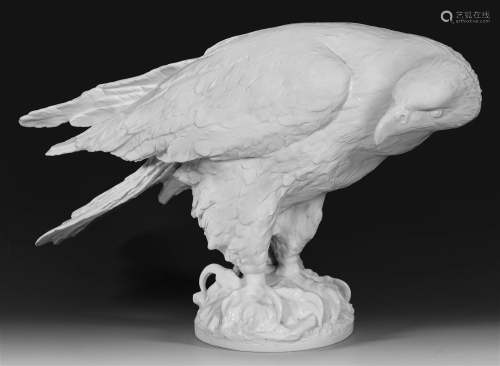 Monumentale Figur eines Adlers