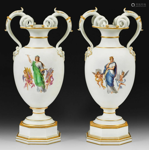 Paar prächtige Urbino-Vasen mit