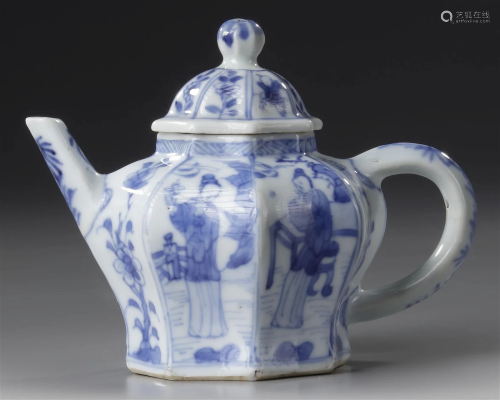 A CHINESE BLUE AND WHITE TEAPOT AND COVER, KANGXI PERIOD (16...